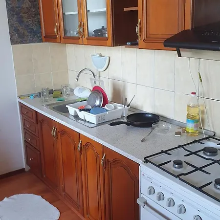 Alloggio in famiglia Maxwel Twin In Flat With Shared Bathroom And Kitchen 2 Single Beds Forest 5 Minutes And Playgrounds Are 15 Mins Walking Free Tennis Court *